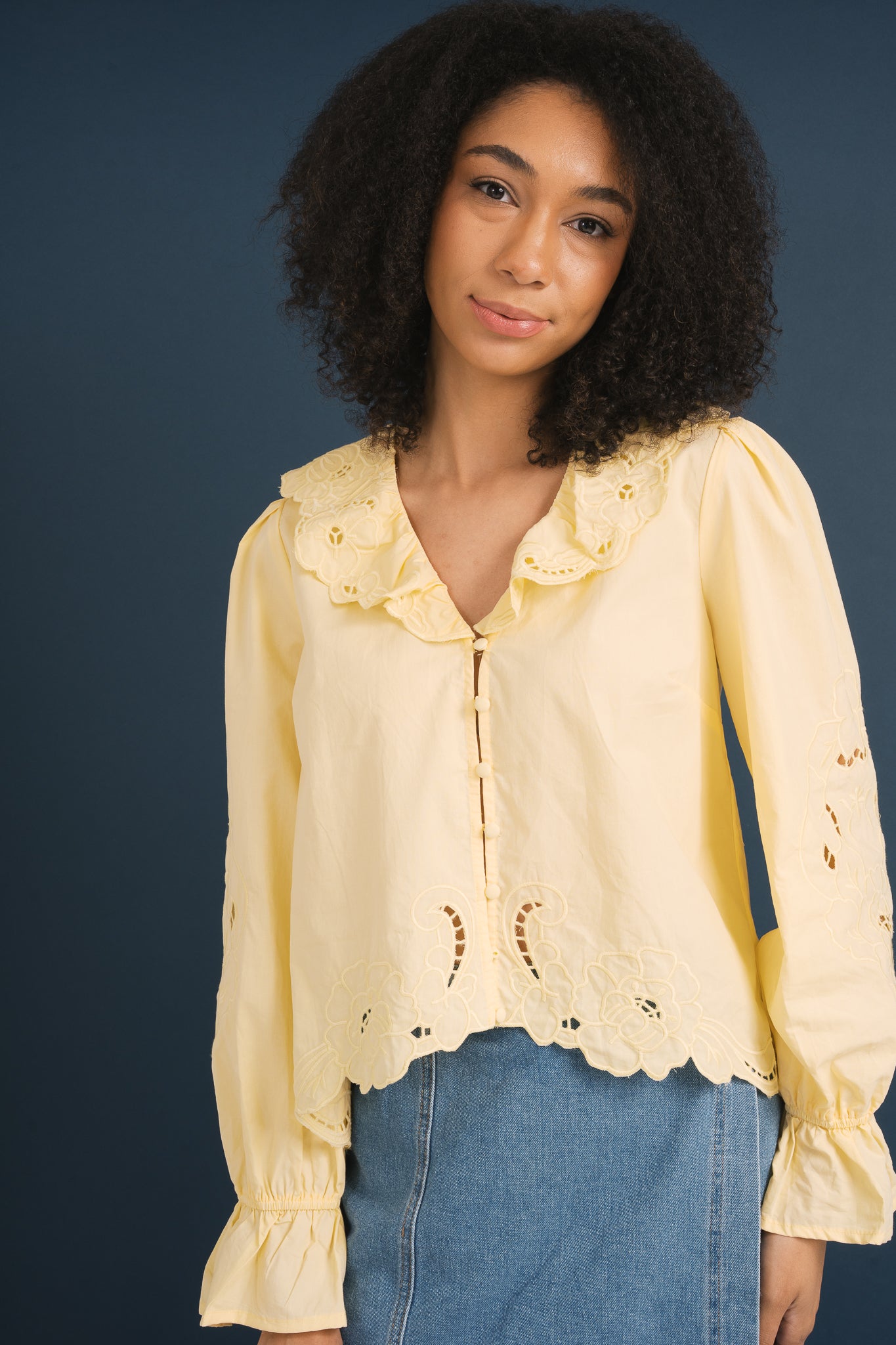 Embroidery Ruffle Blouse