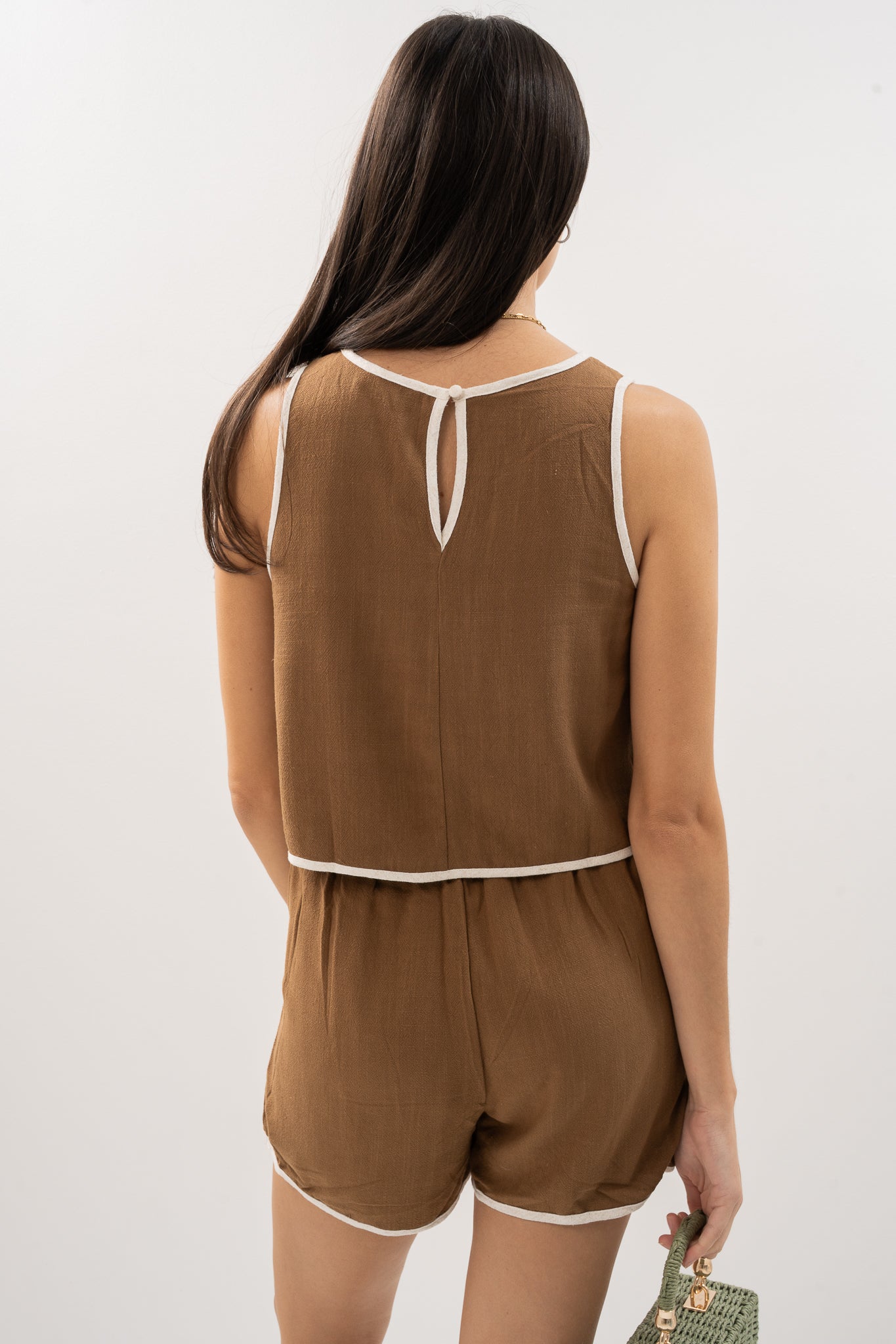 Contrast Trim Sleeveless Linen Crop Top