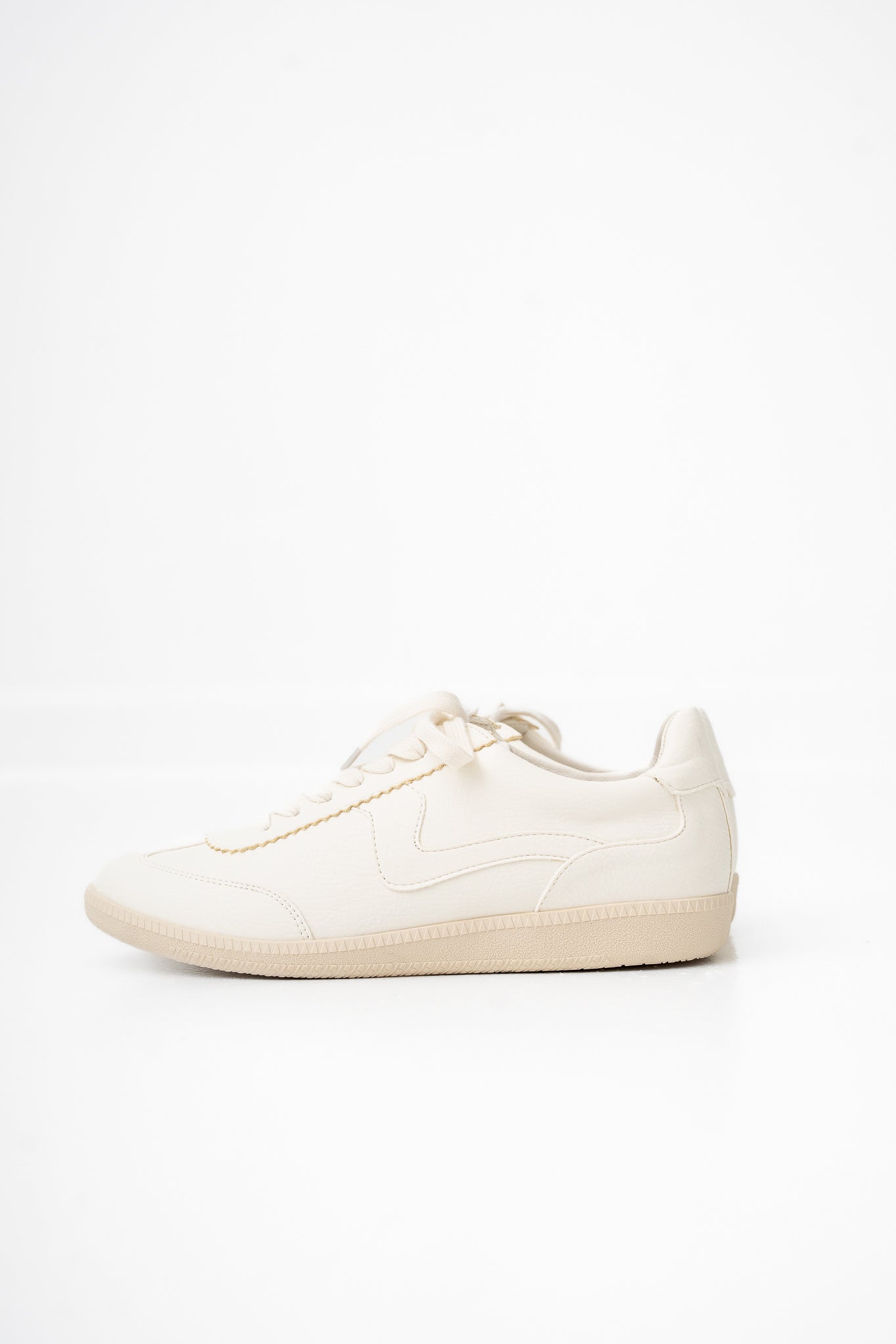 Kyla White Sneaker