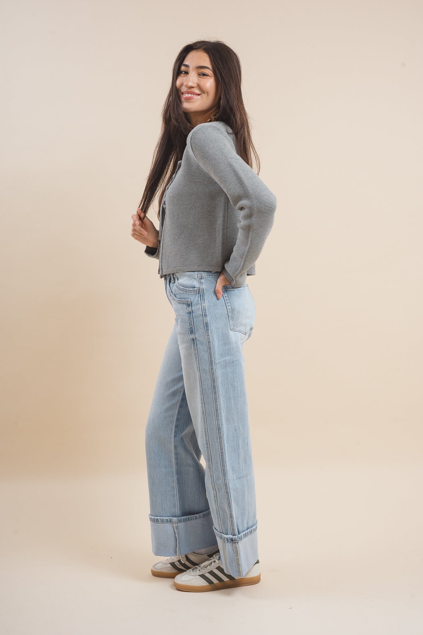Super High Rise Cuffed Baggy Wide Jeans