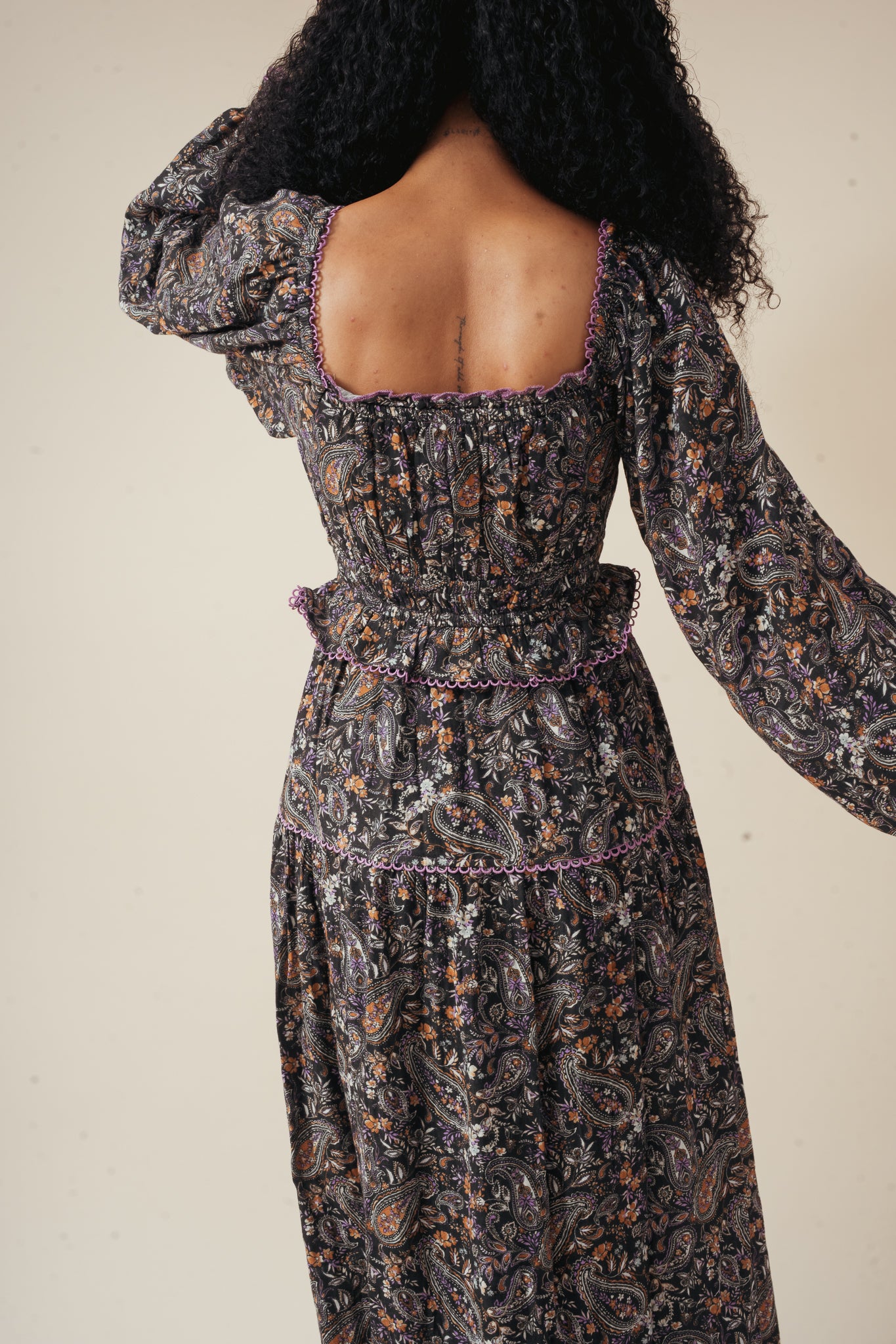 Paisley Flower Print Sweetheart Smocked Maxi Dress