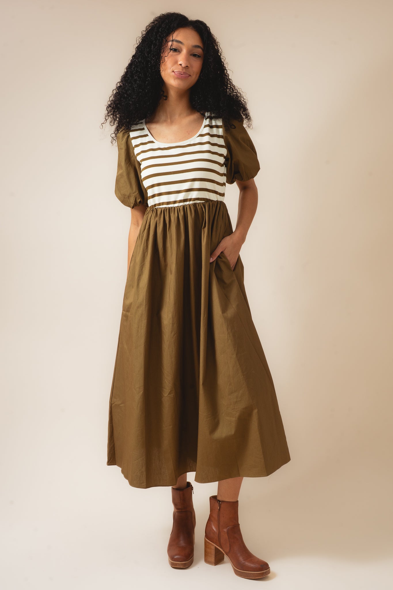 Mixed Media Balloon Sleeve Midi Dress